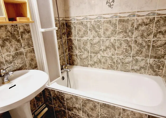 Avec Wifi A Montalbert - Fr-1-755-2 Apartment La Plagne