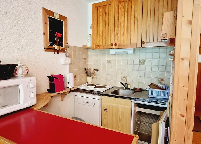 Avec Wifi A Montalbert - Fr-1-755-2 *